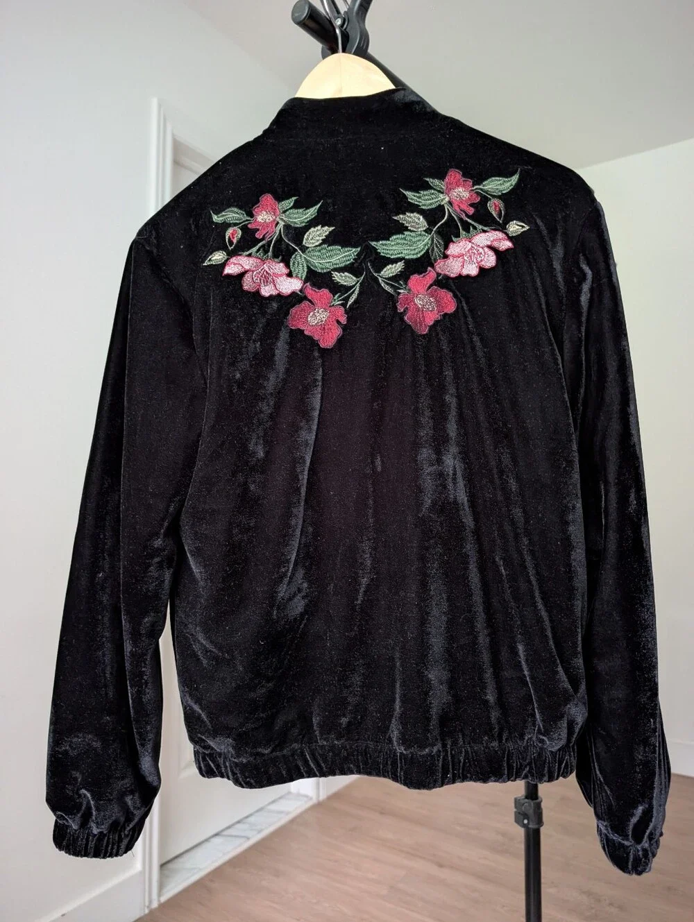Floral Embroidered Velvet Bomber Jacket - Black - Picture 2 of 4